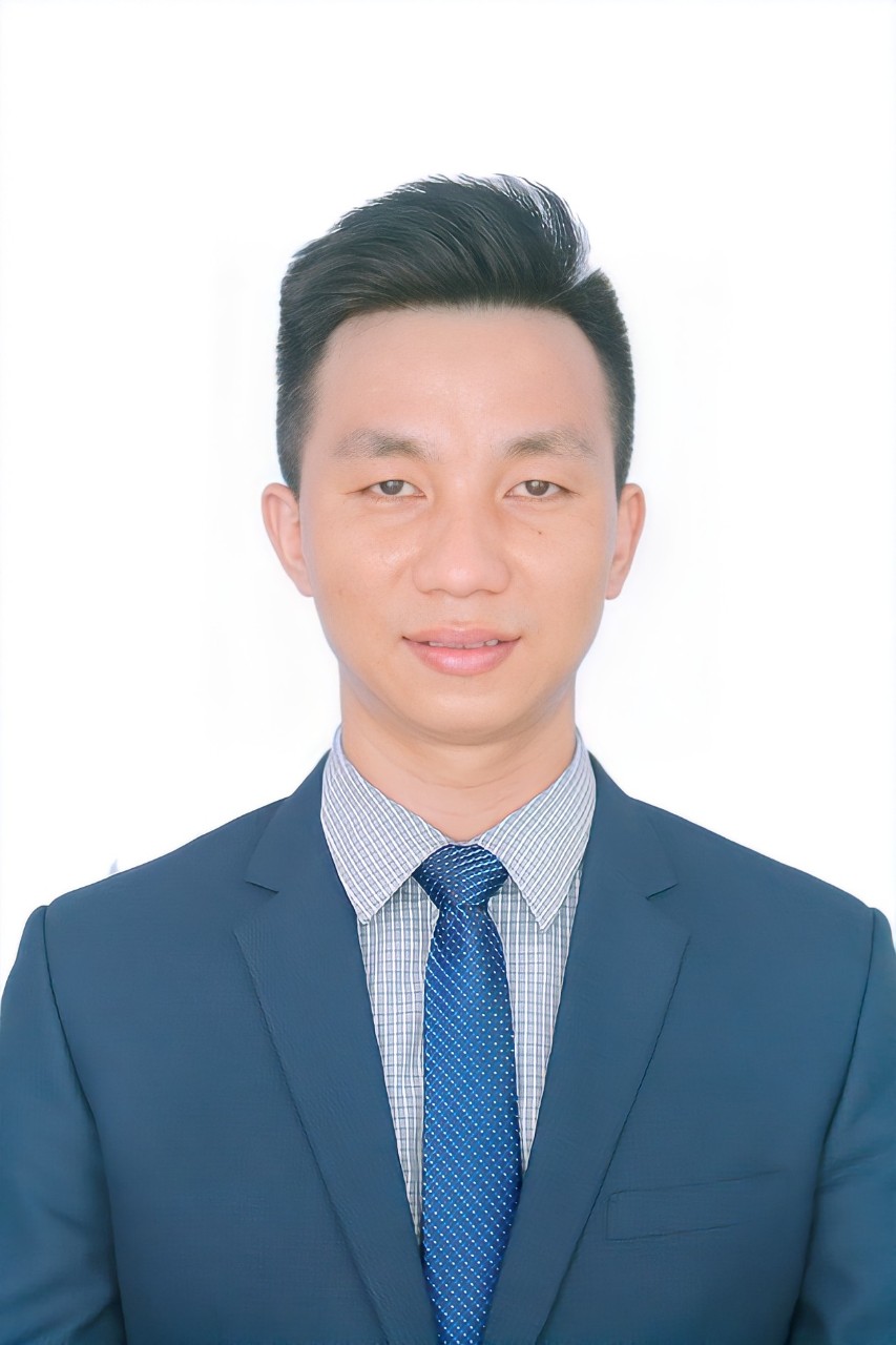 ẢNH CHÂN DUNG EM MINH