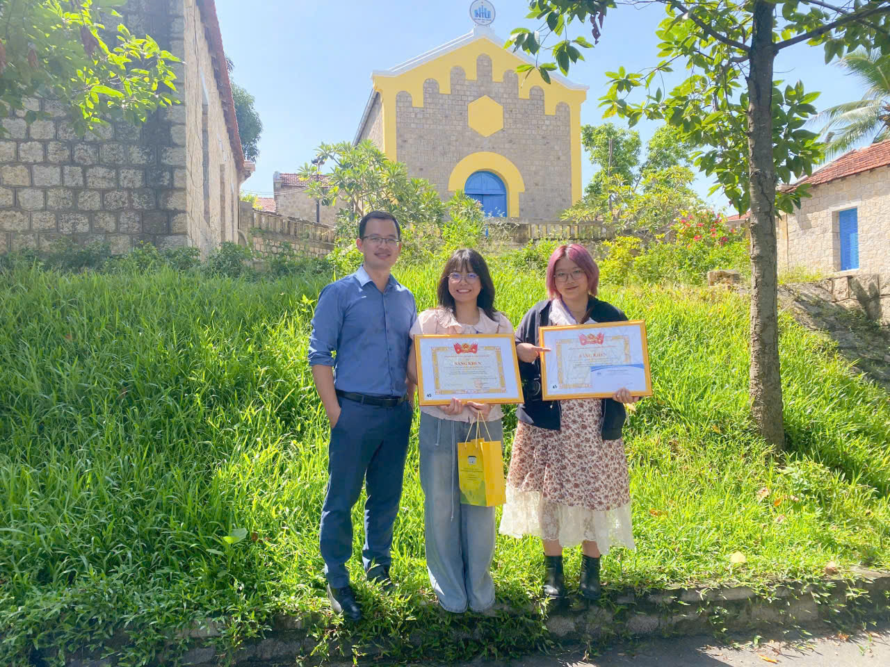 z7202152889088 d84fca4e23cd955a56d30cafb84e1523